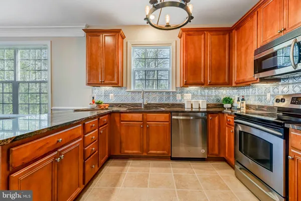 $569,900 | 7860 Rolling Woods Court, Unit 4M4, Springfield, VA 22152