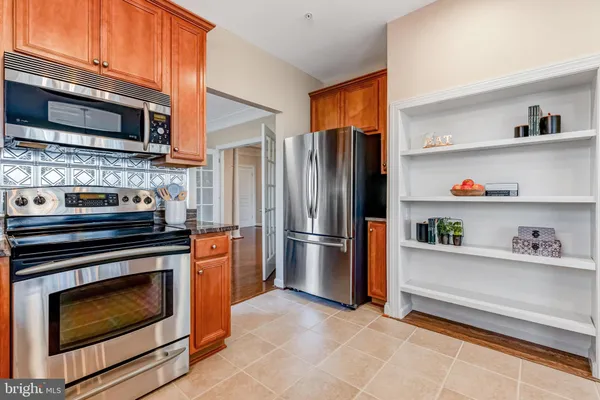 $569,900 | 7860 Rolling Woods Court, Unit 4M4, Springfield, VA 22152