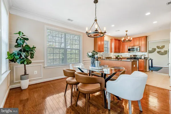 $569,900 | 7860 Rolling Woods Court, Unit 4M4, Springfield, VA 22152