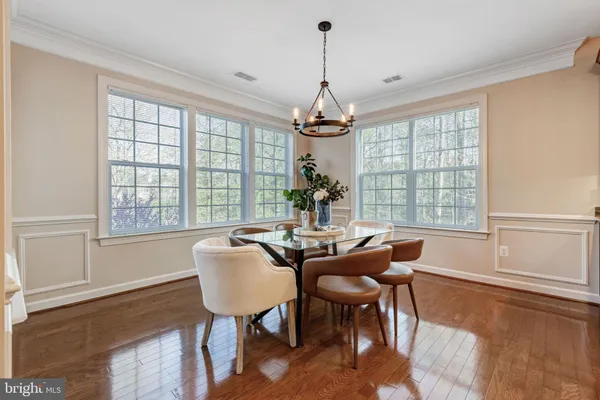 $569,900 | 7860 Rolling Woods Court, Unit 4M4, Springfield, VA 22152