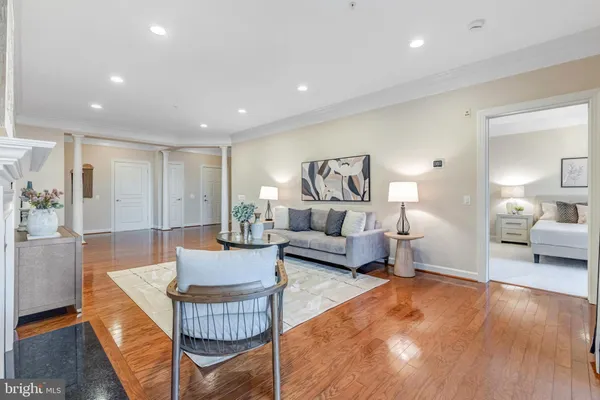 $569,900 | 7860 Rolling Woods Court, Unit 4M4, Springfield, VA 22152