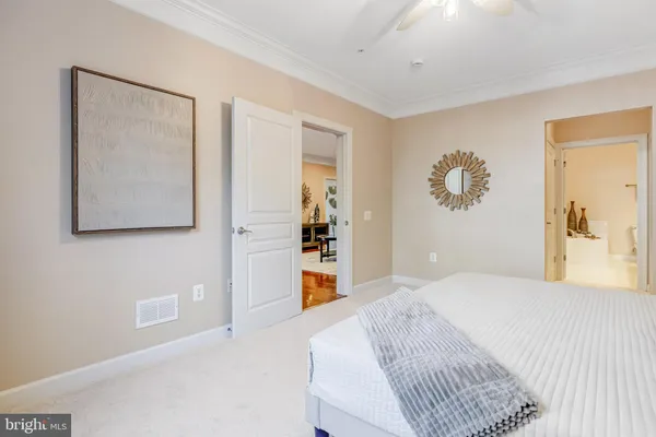 $569,900 | 7860 Rolling Woods Court, Unit 4M4, Springfield, VA 22152