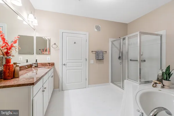 $569,900 | 7860 Rolling Woods Court, Unit 4M4, Springfield, VA 22152