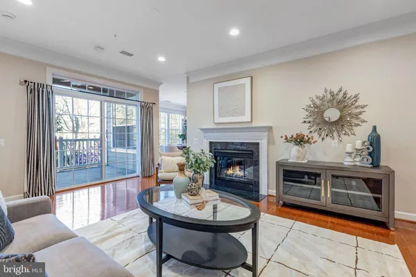 $569,900 | 7860 Rolling Woods Court, Unit 4M4, Springfield, VA 22152