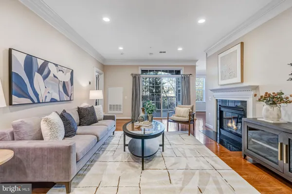 $569,900 | 7860 Rolling Woods Court, Unit 4M4, Springfield, VA 22152