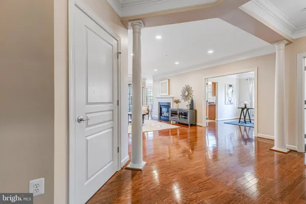 $569,900 | 7860 Rolling Woods Court, Unit 4M4, Springfield, VA 22152