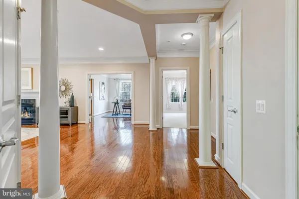 $569,900 | 7860 Rolling Woods Court, Unit 4M4, Springfield, VA 22152