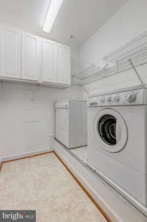 $569,900 | 7860 Rolling Woods Court, Unit 4M4, Springfield, VA 22152