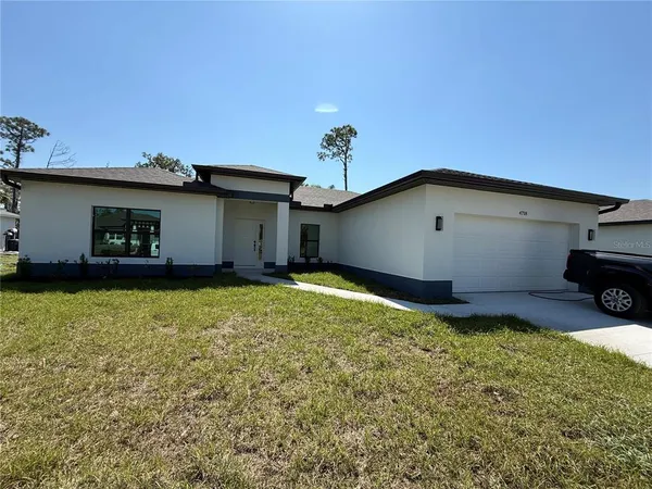 $2,100 | 4718 Redwood Terrace, North Port, FL 34286