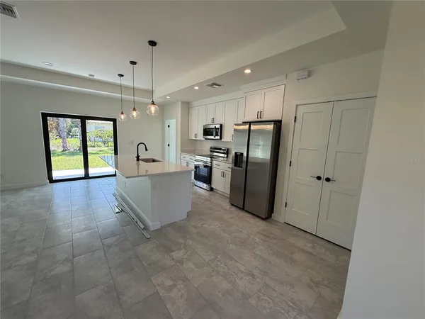 $2,100 | 4718 Redwood Terrace, North Port, FL 34286