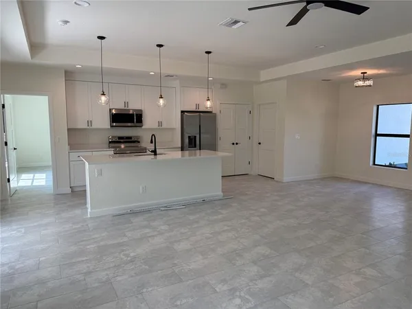 $2,100 | 4718 Redwood Terrace, North Port, FL 34286