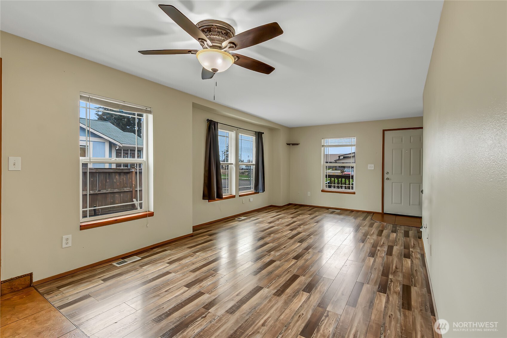 309 Solberg Street Northwest Yelm, WA 98597 - Photo 6 of 26