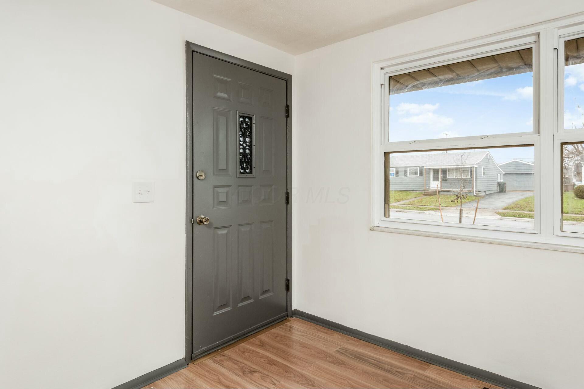 3773 Ardath Road Columbus, OH 43228 - Photo 9 of 47 tempImage15uJqn