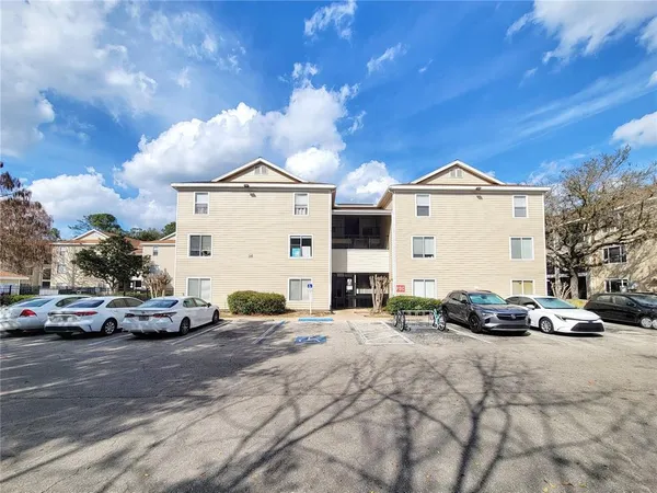 $199,900 | 3800 Southwest 20th Avenue, Unit 101, Gainesville, FL 32607