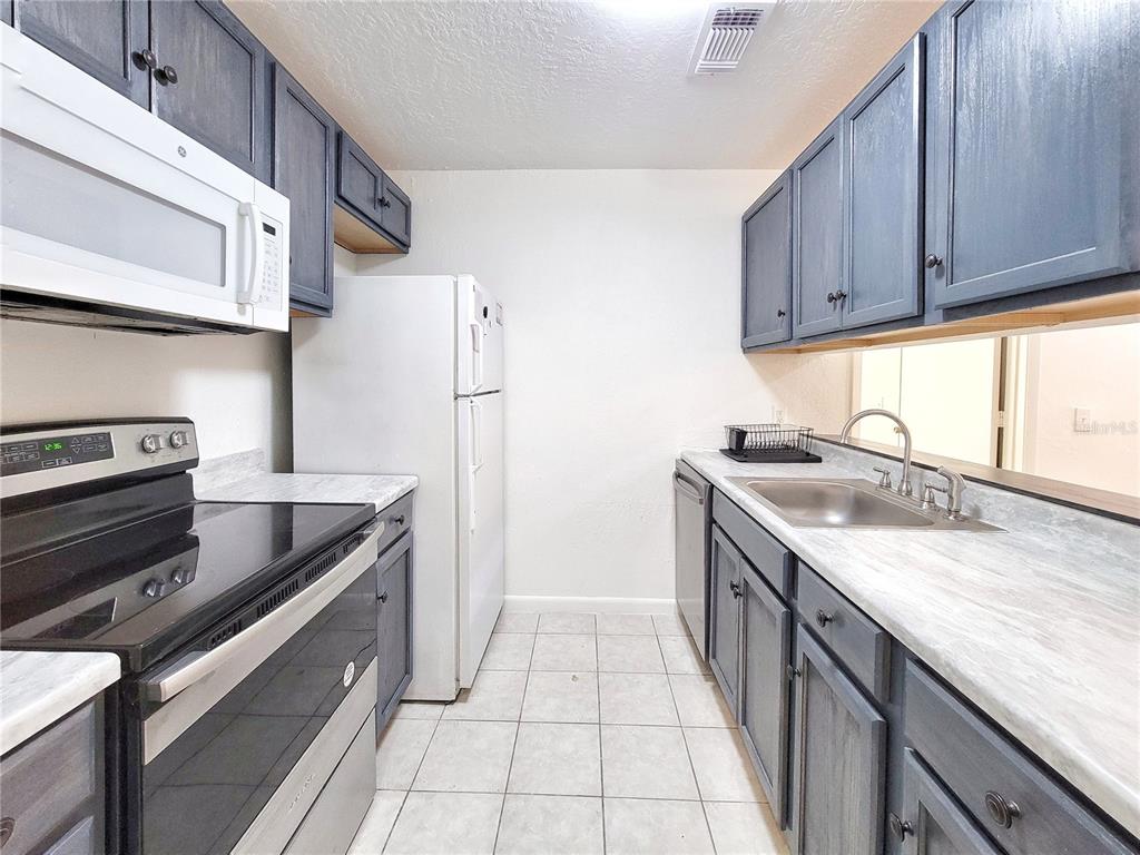 3800 Southwest 20th Avenue, Unit 101 Gainesville, FL 32607 - Photo 11 of 37