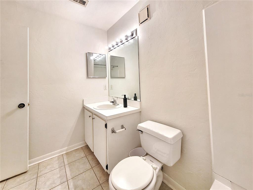 3800 Southwest 20th Avenue, Unit 101 Gainesville, FL 32607 - Photo 17 of 37