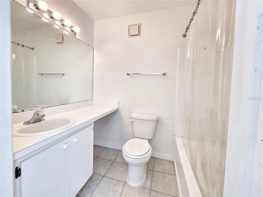 3800 Southwest 20th Avenue, Unit 101 Gainesville, FL 32607 - Photo 25 of 37