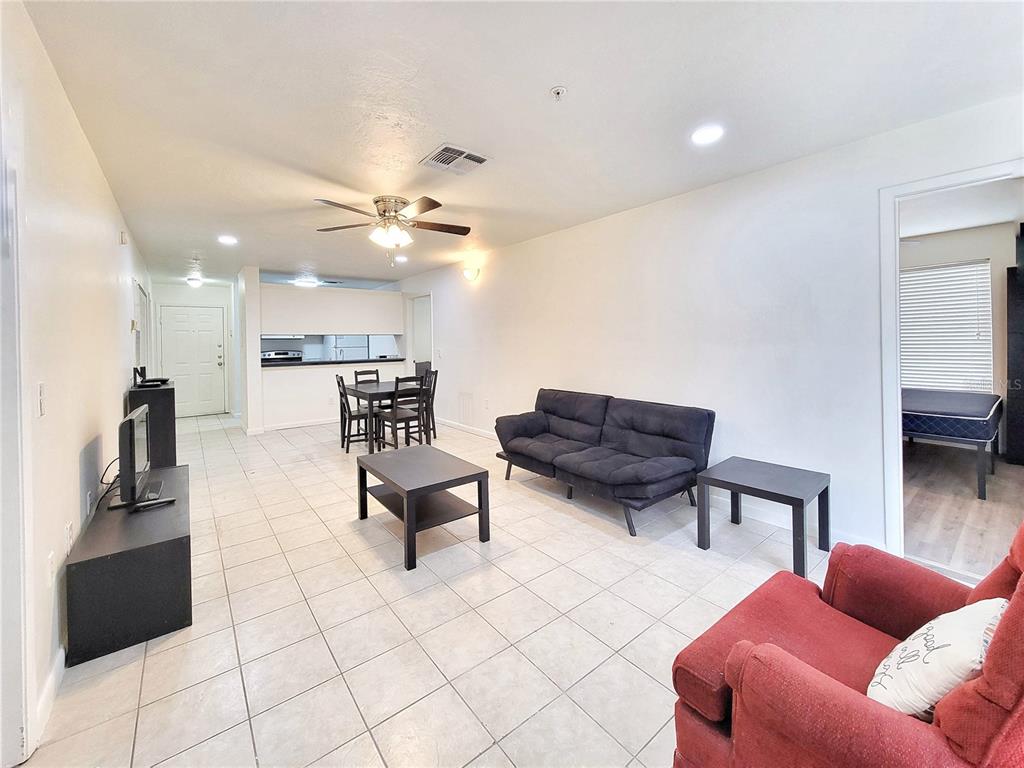 3800 Southwest 20th Avenue, Unit 101 Gainesville, FL 32607 - Photo 7 of 37