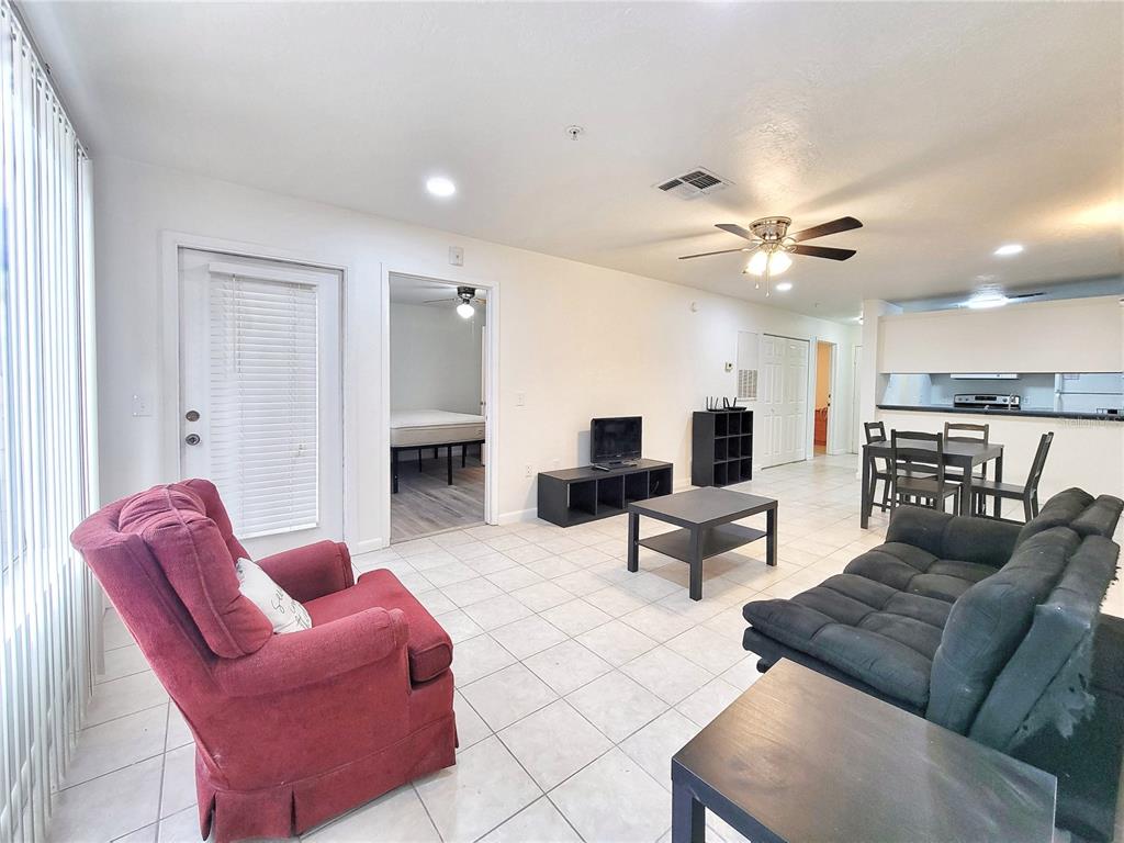 3800 Southwest 20th Avenue, Unit 101 Gainesville, FL 32607 - Photo 8 of 37