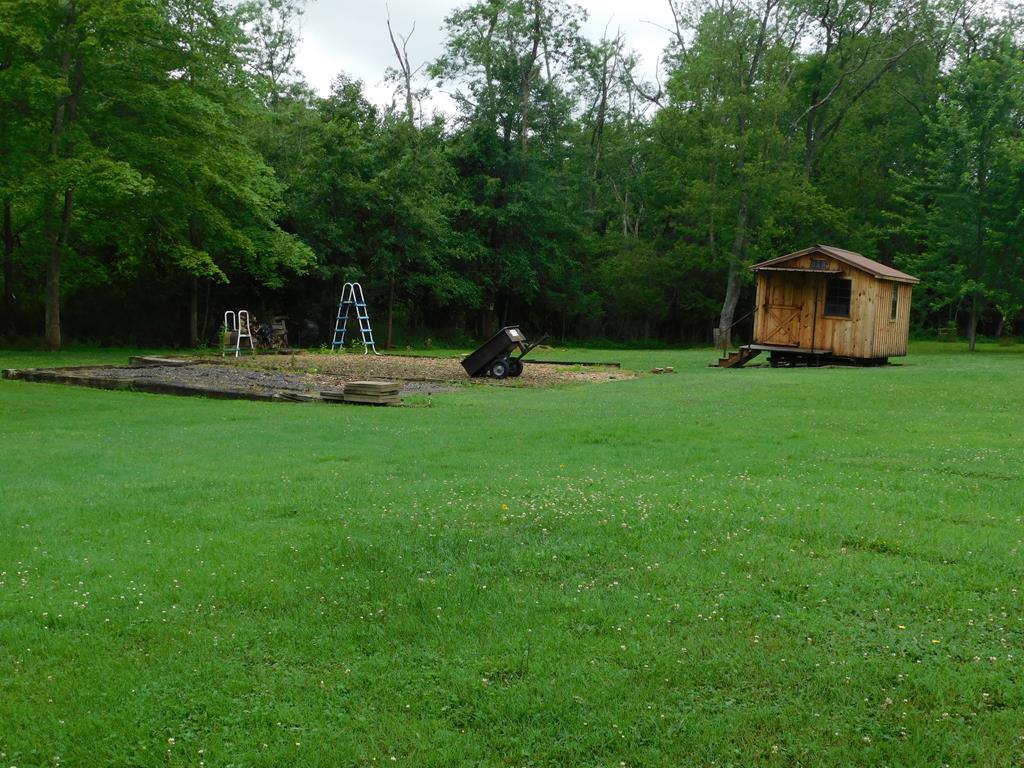 812 Meadow Church Road Cranberry, PA 16319 - Photo 18 of 21 Gallery Image 18