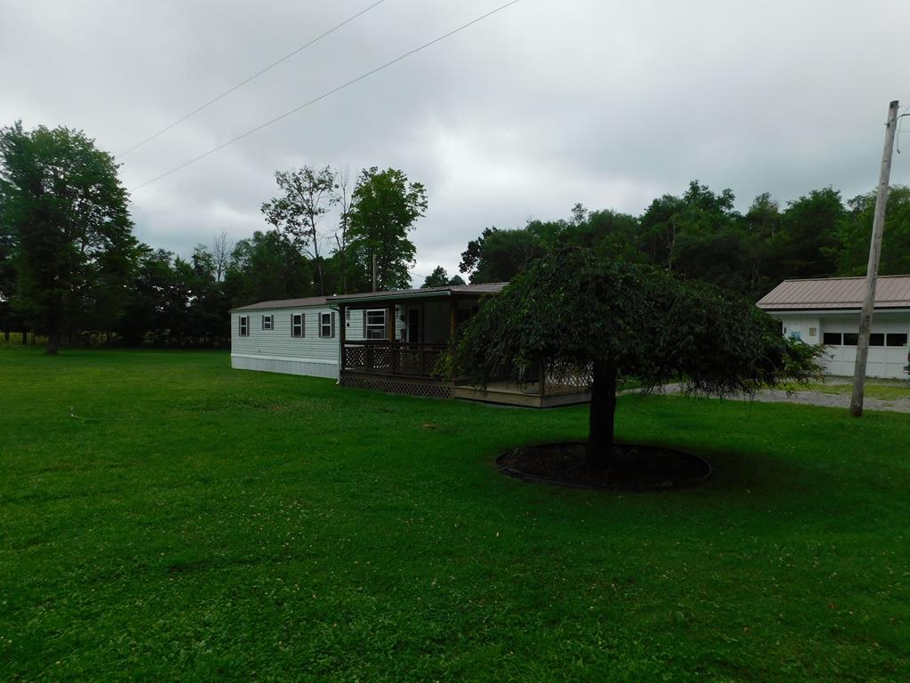 812 Meadow Church Road Cranberry, PA 16319 - Photo 19 of 21 Gallery Image 19