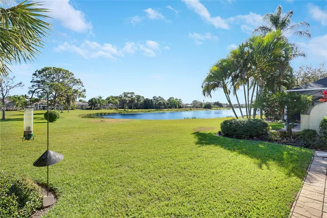 $510,000 | 7897 Southeast Peppercorn Court, Hobe Sound, FL 33455