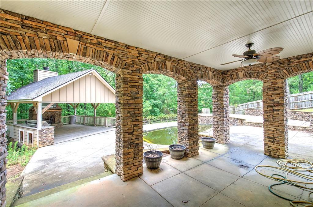 561 Holland Road Dallas, GA 30157 - Photo 39 of 48 a porch with seating space
