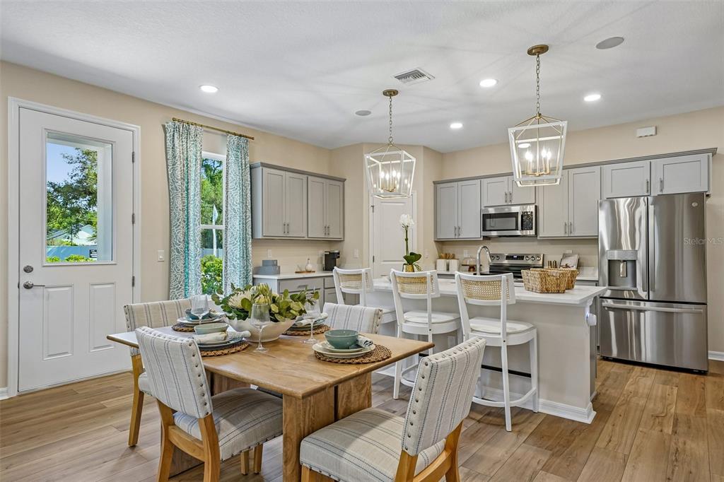 612 Silver Strm Court Brandon, FL 33511 - Photo 9 of 37