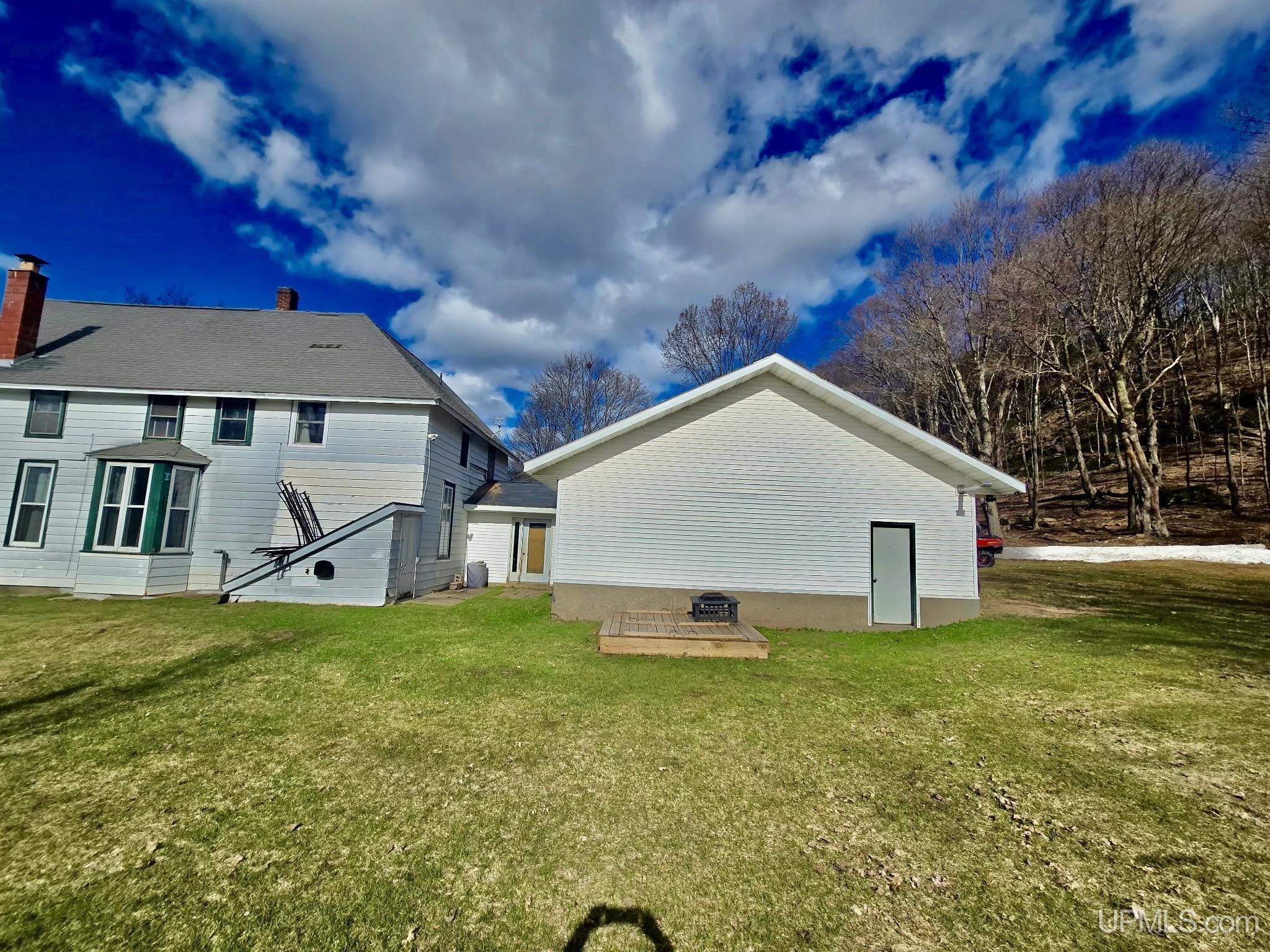 162 Bluff Street Ishpeming, MI 49849 - Photo 36 of 39