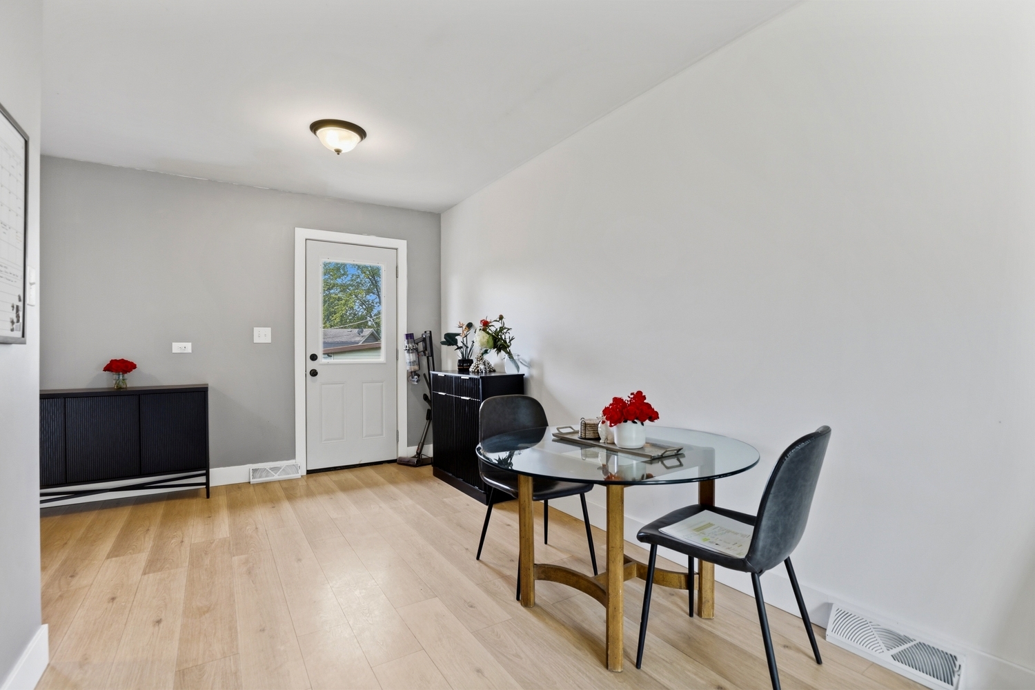 601 Ogden Road New Lenox, IL 60451 - Photo 4 of 14 Gallery Image 4