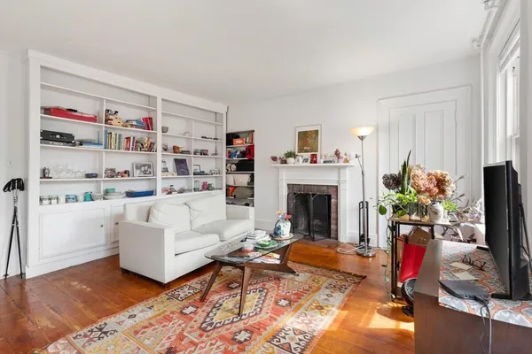 $3,600 | 86 Marlborough Street, Unit 8, Boston, MA 02116