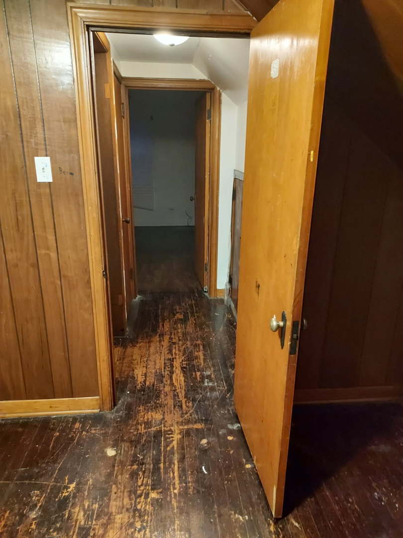 104 East 150th Street Harvey, IL 60426 - Photo 11 of 25 a view of a hallway