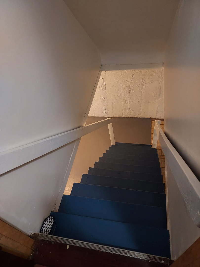 104 East 150th Street Harvey, IL 60426 - Photo 18 of 25 a view of entryway