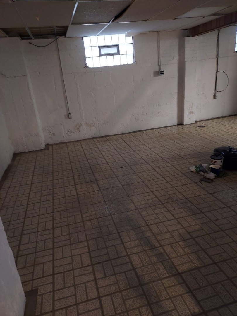 104 East 150th Street Harvey, IL 60426 - Photo 23 of 25 a view of an empty room