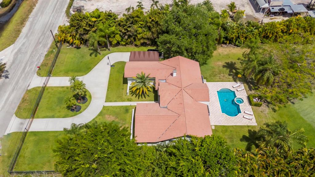 4600 Southwest 164th Terrace Southwest Ranches, FL 33331 - Photo 34 of 36 an aerial view of a house