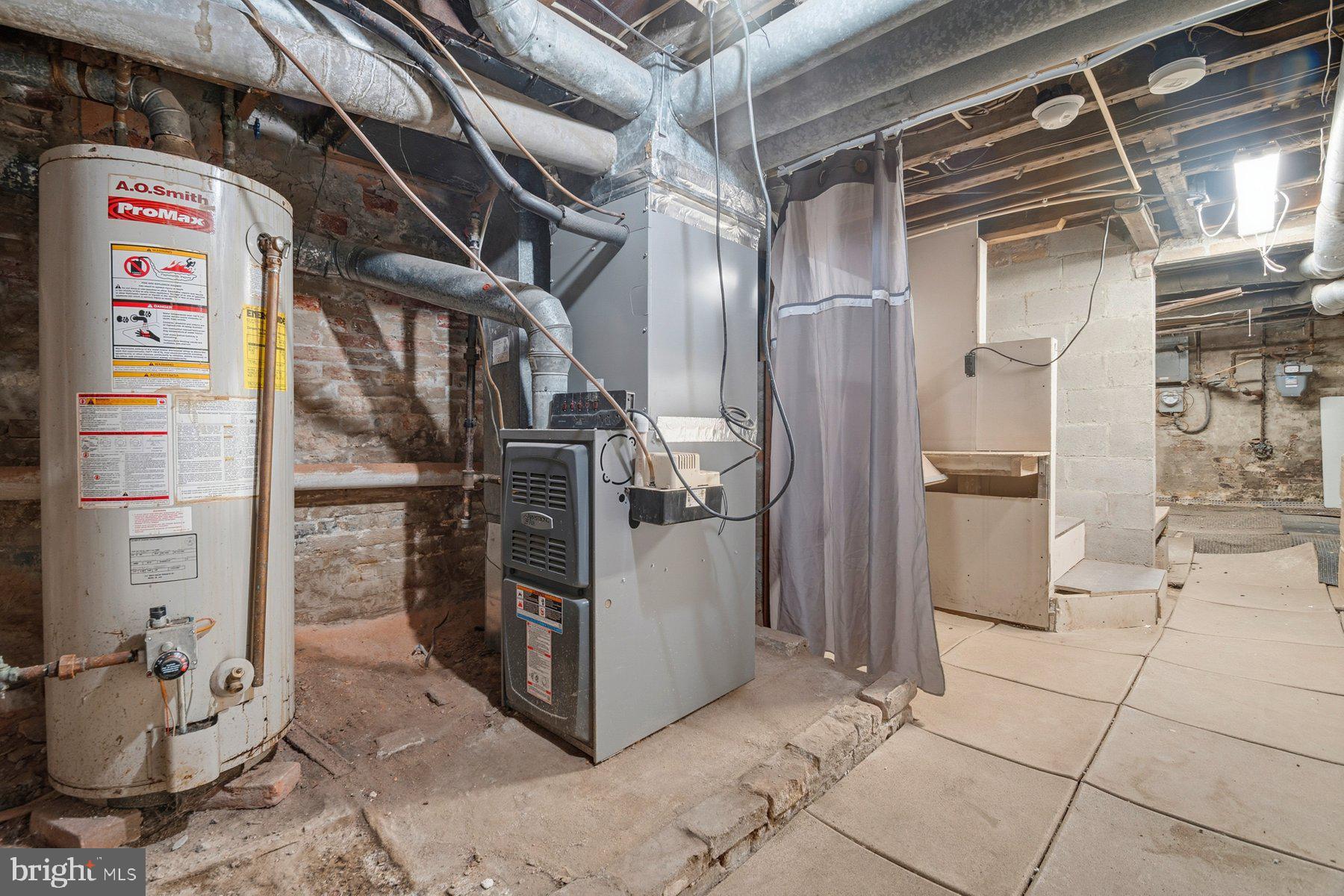 229 South Fremont Avenue Baltimore, MD 21230 - Photo 24 of 25 a view of utility room