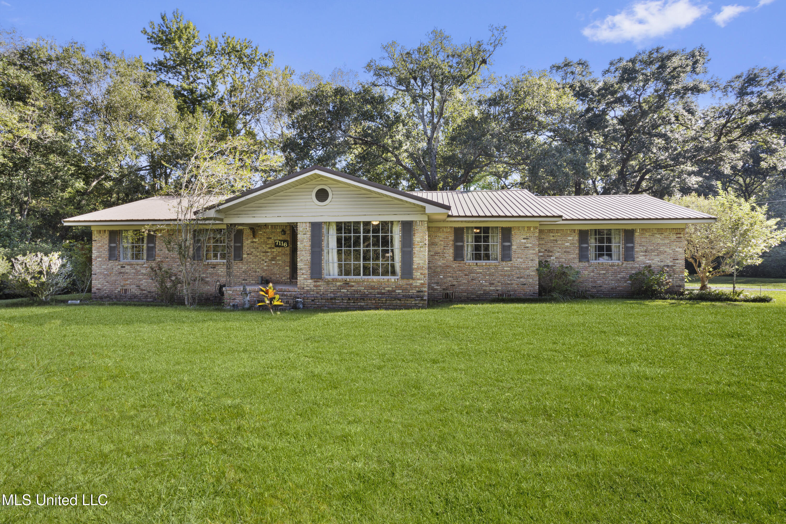 7116 Elder Ferry Road Moss Point, MS 39563 - Photo 1 of 28 0001