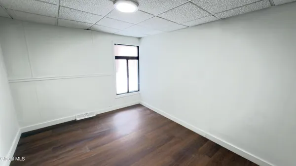 $1,300 | 3132 6th Avenue, Unit 1, Troy, NY 12180