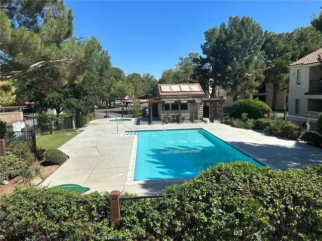 $2,200 | 2554 Olive Drive, Unit 106, Palmdale, CA 93550