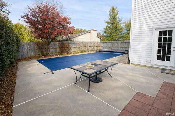 $349,900 | 500 West Estate Drive, Bloomington, IN 47403