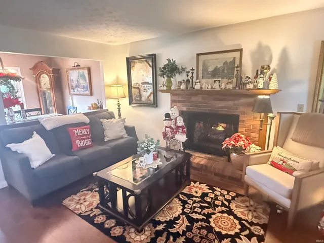 $355,000 | 500 West Estate Drive, Bloomington, IN 47403