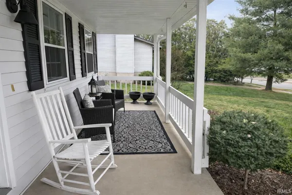 $349,900 | 500 West Estate Drive, Bloomington, IN 47403