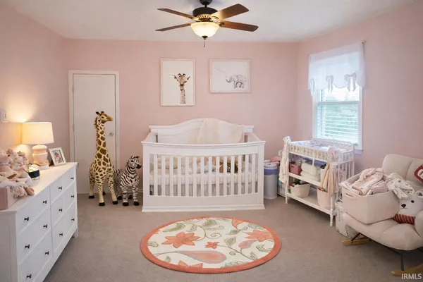 $349,900 | 500 West Estate Drive, Bloomington, IN 47403