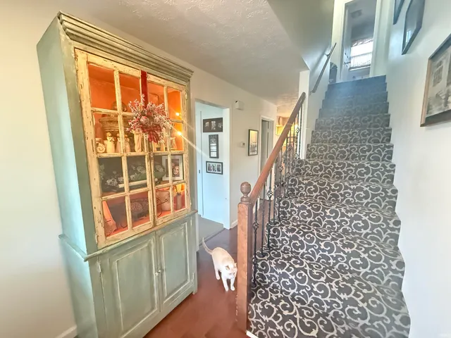 $355,000 | 500 West Estate Drive, Bloomington, IN 47403