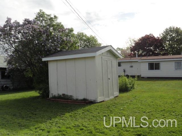 18 8th Street L'Anse, MI 49946 - Photo 22 of 25