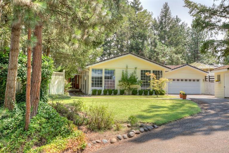 3565 Old Stage Road Central Point, OR 97502 - Photo 1 of 35 Primary Photo