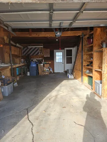 $98,900 | 2202 Chestnut Avenue, Sterling, IL 61081