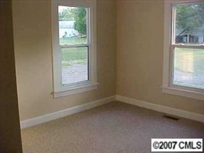 302 Ebenezer Road Kannapolis, NC 28083 - Photo 4 of 8 Gallery Image 4