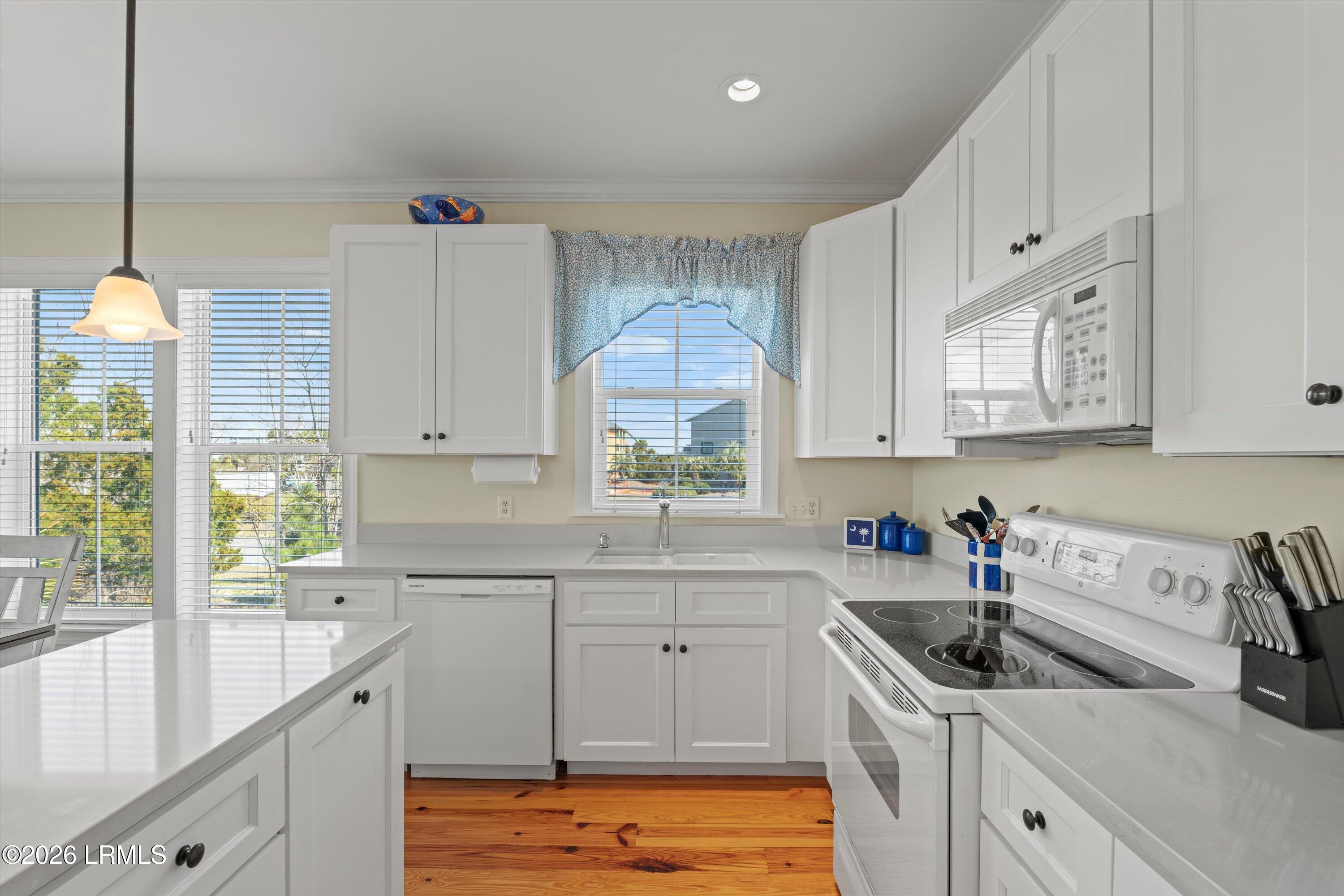 2 Nautical Watch Way Harbor Island, SC 29920 - Photo 15 of 64 KITCHEN
