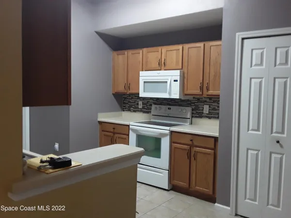 $2,025 | 4106 Meander Place, Unit 104, Rockledge, FL 32955